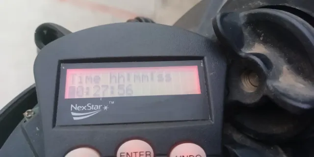 Telescopio Celestron LCM 114, con mando NexStar