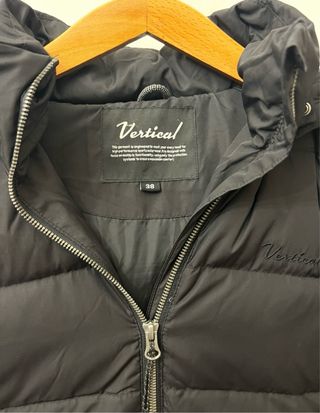 Piumino Vertical Nero con Cappuccio Donna