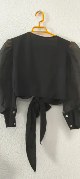 Blusa gasa transparente anudada ideal fiestas