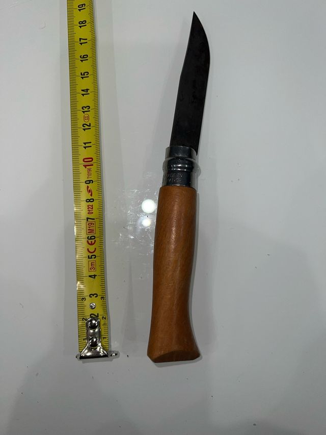 Coltello Opinel N.8