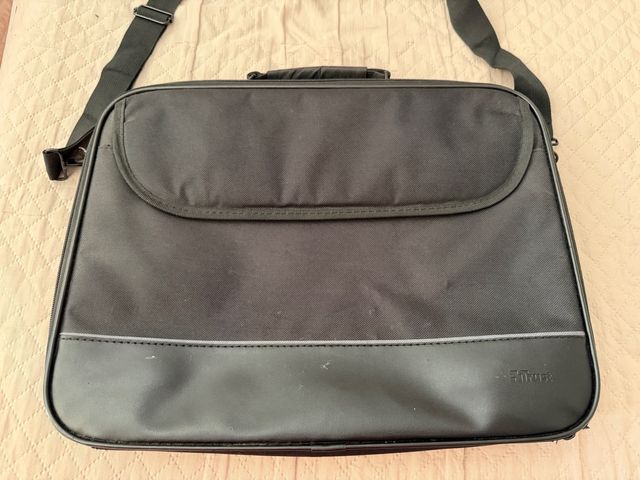 Maletín portátil grande Trust