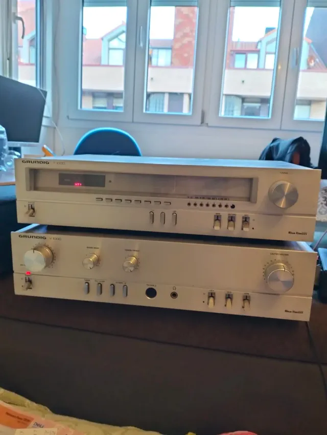 Amplificador Grundig V1000