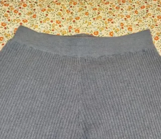 Pantalón de punto azul mujer