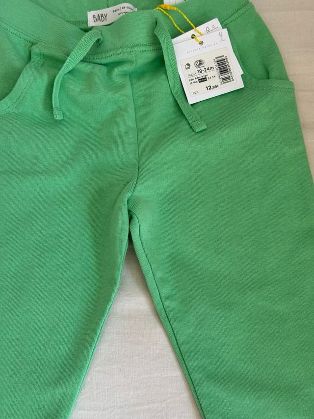 Pantalón deportivo niña 18-24 meses sin estrenar