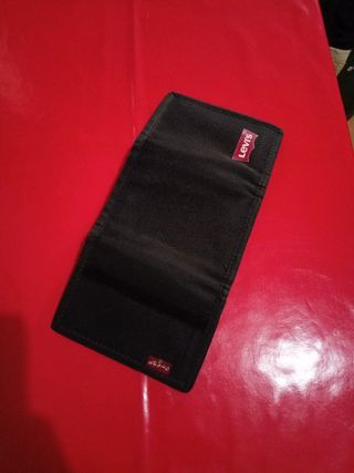 Cartera juvenil Levi's negra