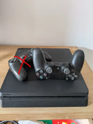 PS4 (PlayStation 4) Negra + 1 Control