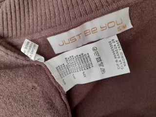 Jersey cuello alto color topo