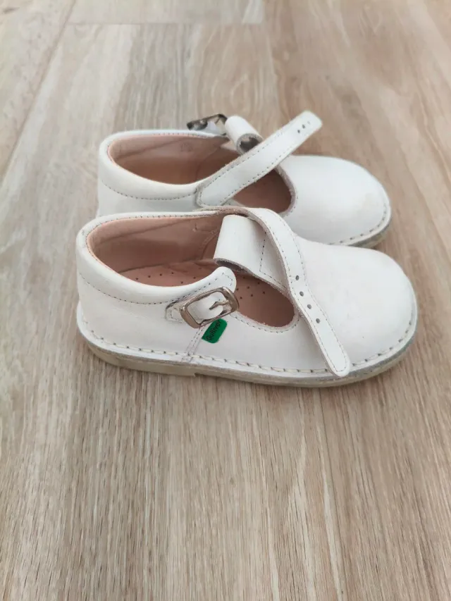 Zapatos blancos niño Gulliver talla 24