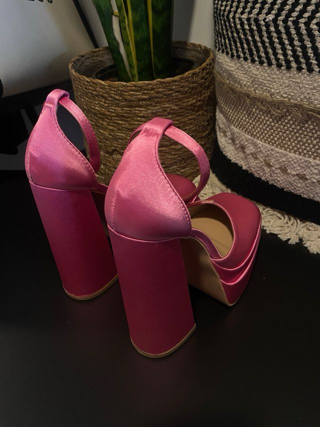 Zapatos de tacón rosa plataforma