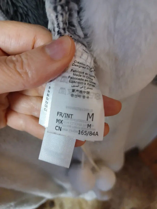 Mono pijama entero mujer gris y blanco