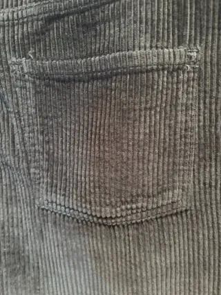 Pantalón corto pana marrón