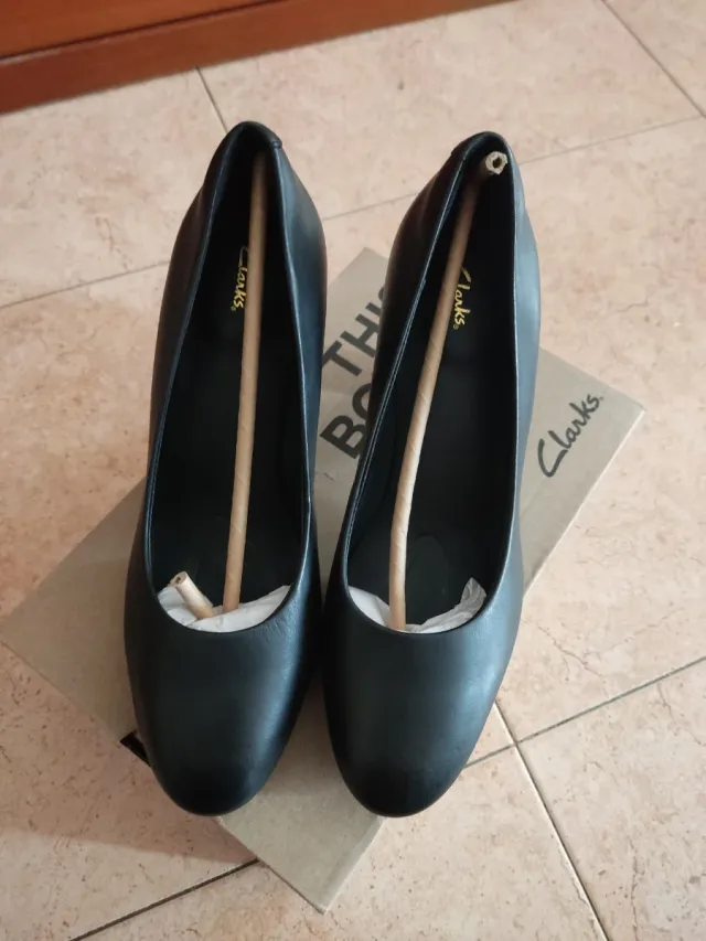 Zapato Clarks Kendra Sienna Negro