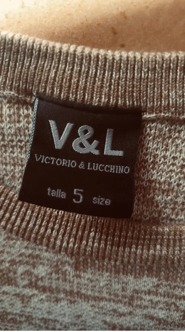 Jersey Victorio&Lucchino beige Talla XL