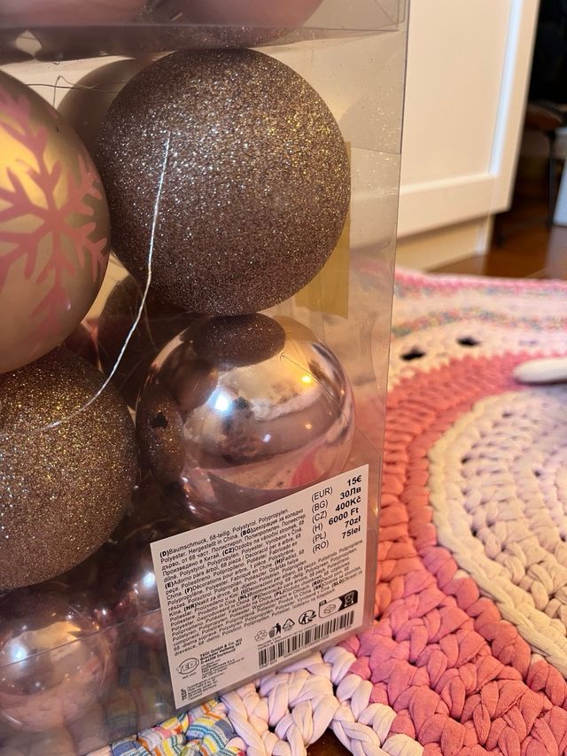 Bolas de Navidad Rosas y Plateadas