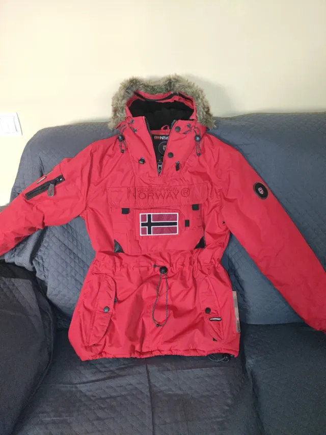 Chaqueta Norway Geographical Roja Talla 14