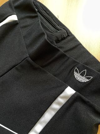 Leggings Adidas Talla XS Negro y Blanco