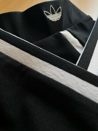 Leggings Adidas Talla XS Negro y Blanco