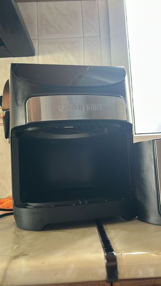 Freidora de Aire Gourmia - Poco Uso