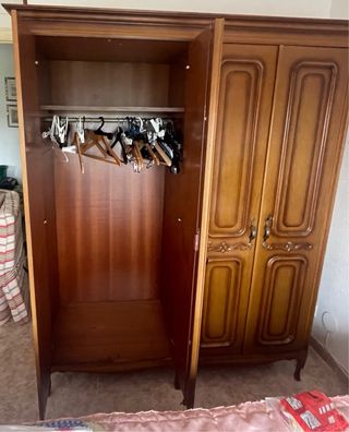 Armario de dormitorio de madera