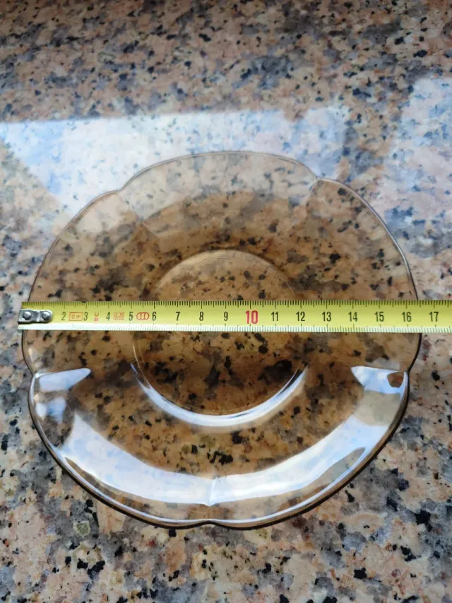 Confezione da 5 piccoli piatti in vetro ambra