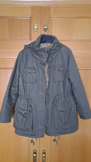 Parka verde militar con forro