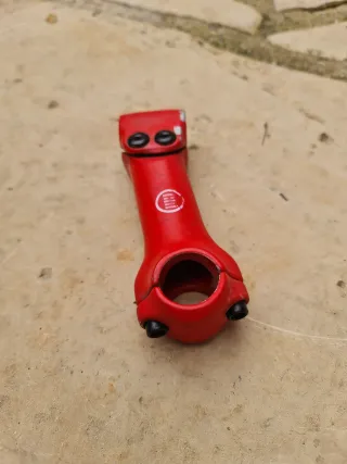 Potencia bici 105mm 1" 25.4mm Roja