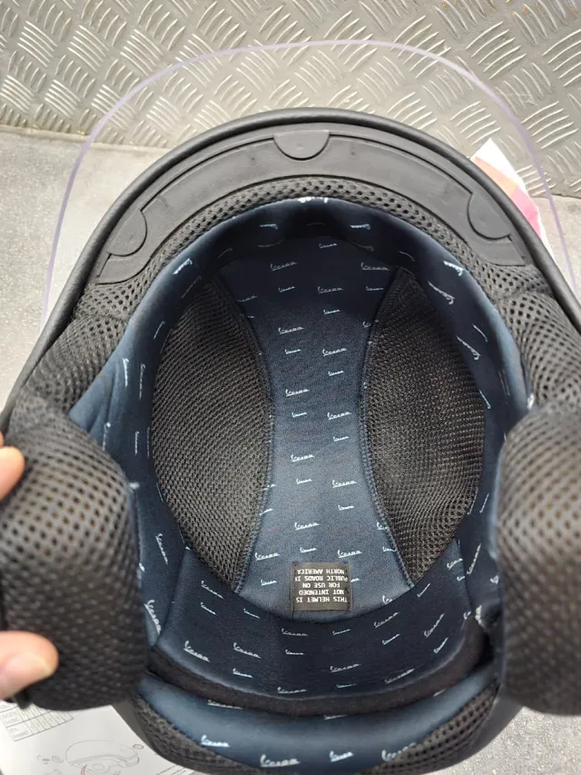 Casco Vespa Blanco Talla XL con Visera