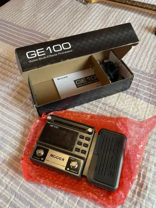 Pack Guitarra Eléctrica + Accesorios