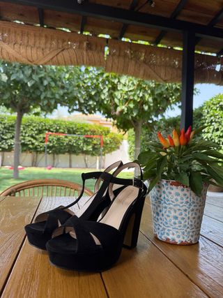 Zapatos de tacón negros Primadonna