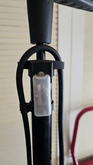 Pompa bici con manometro