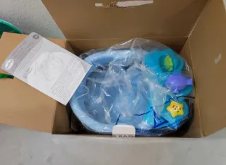 Asiento bebé baño Olmitos con juguetes