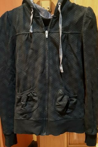 Sudadera cremallera y capucha. Pimkie. Talla XS