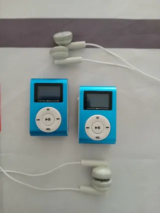 2 Reproductores MP3 Azul + Auriculares y USB