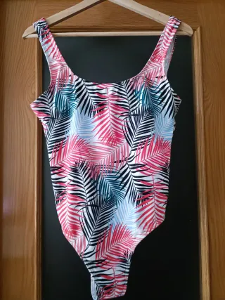Bañador Primark Hojas Tropicales