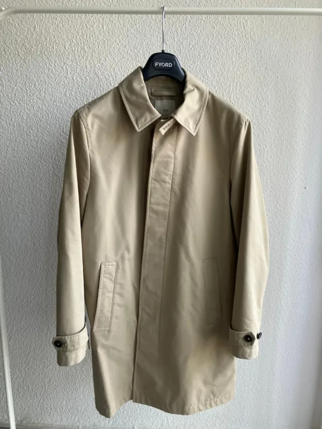 Abrigo beige Mango Talla M