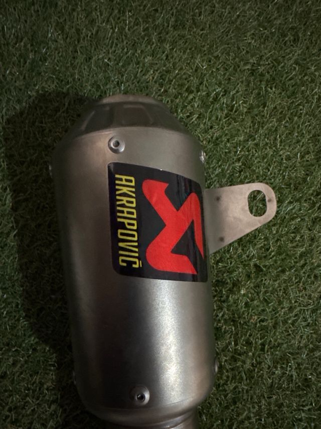 Escape Akrapovic ZX6R 2024