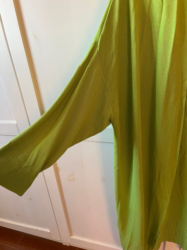 Chaqueta larga verde talla única