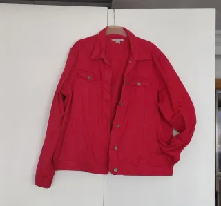 Cazadora vaquera roja