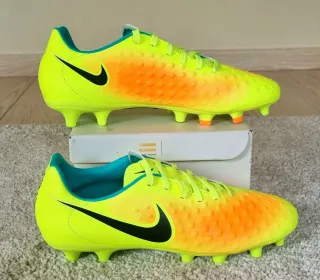 BOTAS NIKE MAGISTA ONDA 2FG. 40.5. NUEVAS ORIGINAL