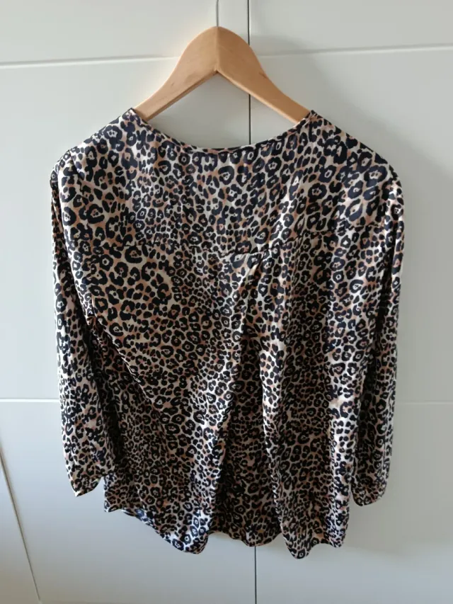 Blusa Stradivarius Estampado Leopardo