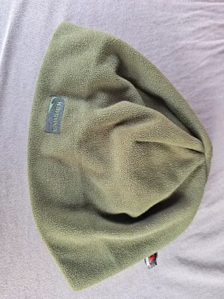 Gorro Kanawa verde oliva, de Polartec.