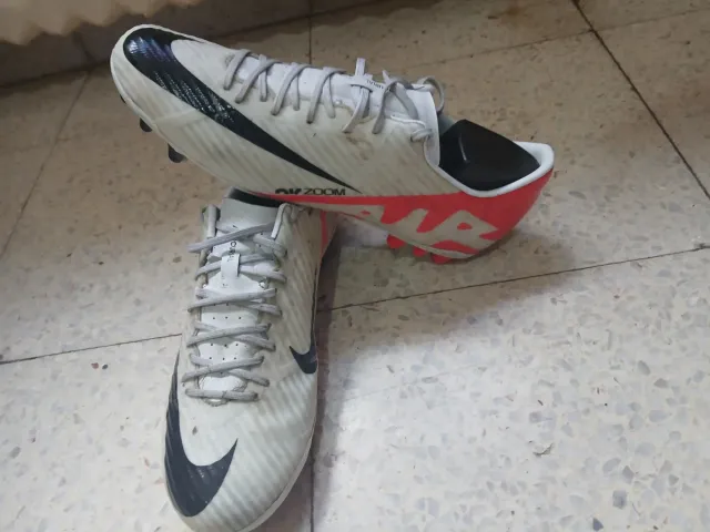 Botas de fútbol Nike Mercurial Talla 43