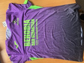 Camiseta  Behobia  XL mujer por cambio L hombre