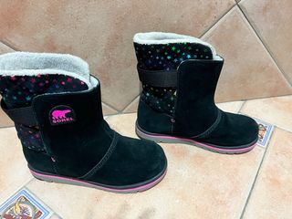 Botas Sorel Negras con Estrellas Rosas