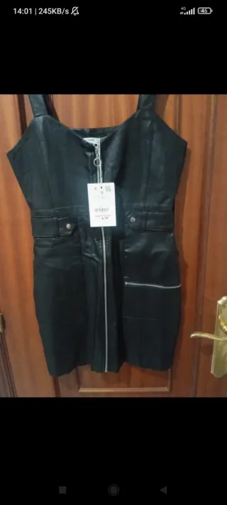 Vestido cuero cremallera frontal