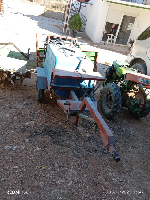 Agria 2700-DL. Remolque, puliverizador,rotovator