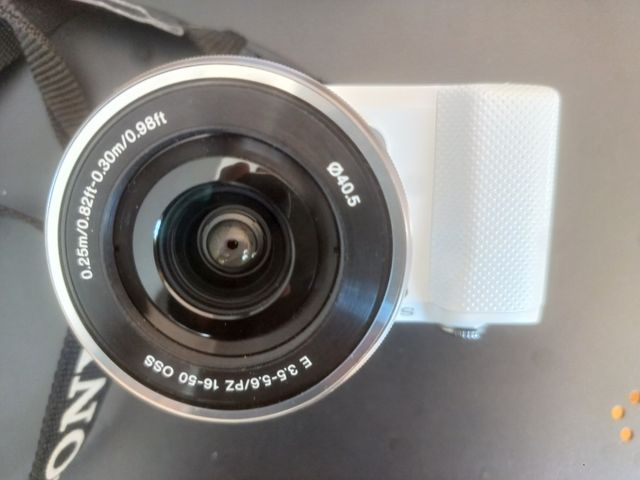 Cámara fotos Sony ILCE 5000 LW