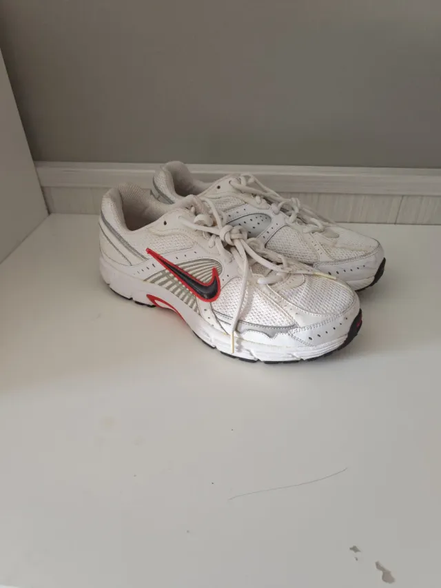 Nike Dart 7 Vintage 44