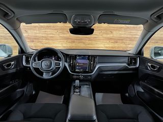 VOLVO XC60 2.0 197CV B4 D Momentum Pro AUTO 8V