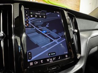 VOLVO XC60 2.0 197CV B4 D Momentum Pro AUTO 8V